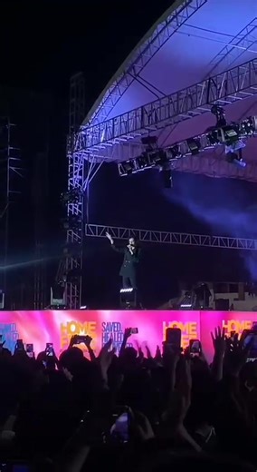 Ms. Taya Smith performed one of Hillsong United’s well-known songs, “Oceans,” with a powerful spirit at the Home Free Global Crusade in Manila, touching every heart in the crowd. #HomeFreeGlobalCrusade #Manila #HFGCManila2026 #4thWatchMedia #LifeRadioLucena | Life Radio DZAT 1512 - Southern Luzon