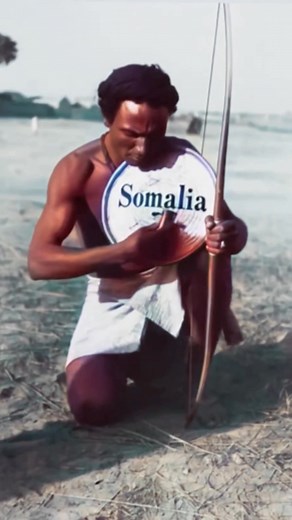 119K views · 1.7K reactions | Somali Warriors: Life and Death Among the Somalis highlights the fearless spirit of the Somali people. In the 19th and 20th centuries, Somali warriors, armed with limited weaponry, stood firm against three colonial powers: British, French, and Italians along with their servants; Ethiopians, Indians, and other Africans. A powerful reminder of Somali resilience, courage, and unbreakable identity.  (Wiil-Waal) | Mohamed Olad | Facebook