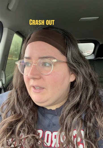 Check yourself like you would check your bestfriend. When those annoying useless thoughts creep in remind yourself that you’re good. Take a deep breath and hit yourself with a positive reframe. #naturalweightloss #healingjourney #holisticliving #healthylifestyle