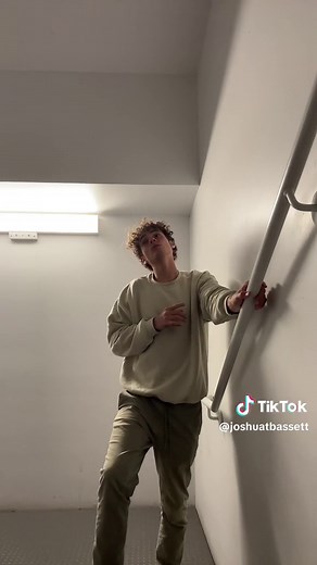 joshua bassett (@joshuatbassett)’s videos with original sound - joshua bassett