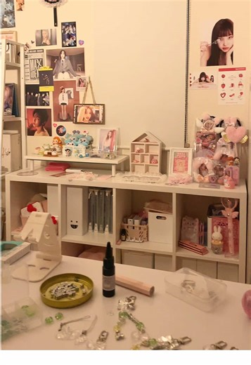 自分の部屋で韓国風ルームツアー