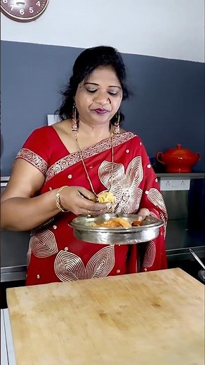 ఉల్లిపాయ పులుసు, ఒకోసారి పాత రుచులు తగిలిస్తేనే విలువలు తెలుస్తాయి Ullipaya Pulusu, Onion recipes,