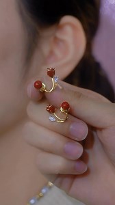 Beautiful earrings designs | Jewels & Trends