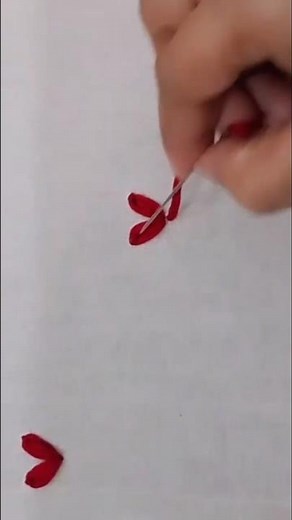 Heart embroidery with thread ✨️�#embroideryforbeginners mbroidery #embroideryart #embroiderydesigns