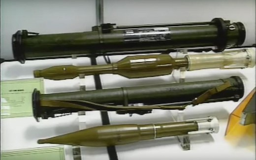 前苏联/俄罗斯RPG-26（阿格伦）72.5毫米和RPG-27（蓝草）105毫米一次射击型火箭推进榴弹发射器