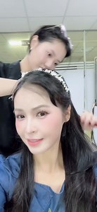 3 tiếng ngồi để bạn make up và bạn làm tóc hì hục 🤣🤣🤣 | Trang Nhung