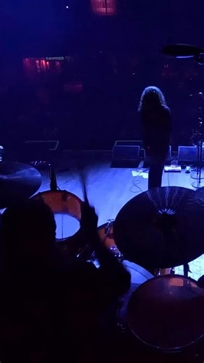 Led Zeppelin 2 plays House of Blues Chicago this Friday and Saturday! January 9th we’ll be celebrating Jimmy Page’s birthday and January 10th will celebrate the 50th anniversaries of Presence and The Song Remains the Same. Get your tickets now and don’t miss out on two nights of the mighty Zep! ⚡️ • • #ledzeppelin2 #ledzeppelin #ledzeppelinfans #jimmypage #ledzeppelin2live #houseofblueschicago | LedZeppelin2