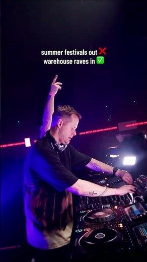 Adam Beyer b2b Armin van Buuren at ASOT 2025.