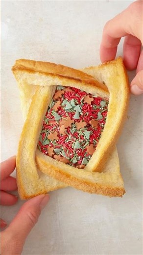 Christmas Twisted Toast!