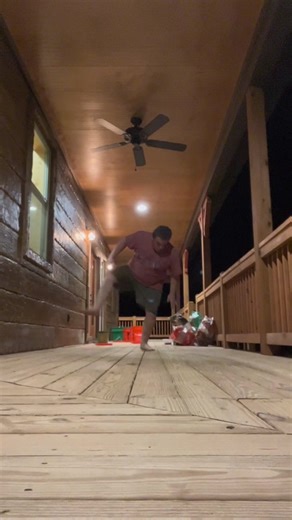 Stomach Jump: Mastering the Side Roll Technique