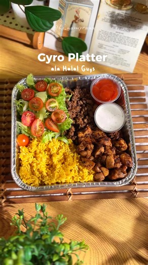 Namyra 🧑‍🍳 on Instagram: "Kalau nikmatnya gyro platter bisa diukur… aku pasti kasih 10/10 🤤 protein tinggi, serat maksimal, porsi nya puas tapi kalori tetap terkontrol. Plus beras porang dari @naraa.natural menambah ekstra serat tanpa bikin kalori melonjak. Gampang dibawa kemana aja, super praktis dan ekonomis. Apalagi 1 pouch nya hanya 60 kkal (setelah dimasak). Jadi yang lagi menurunkan berat badan dan suka sembelit, wajib banget nyetok beras porang dari Naraa Natural. GYRO PLATTER ala H*la