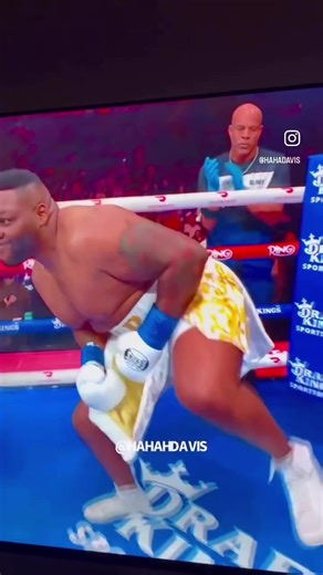 Jarrell miller fight 😳🙏 😂 #fight #boxing🥊 #helpme