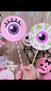 34K views · 439 reactions | I made a girl creep eyeball lollipop!藍藍 #eyeballlollipop #thelollipoplady #fakelollipop #creepy #creepycute #halloween #pinkhalloween #halloweendecor #halloweentree #wreathattachment | Glam Candy Boutique | Facebook