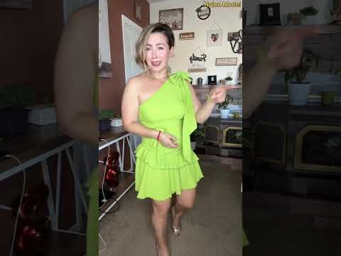 Maritrini Valencia ~ fashion style high heels & Timeless Beauty Biography Lifestyle