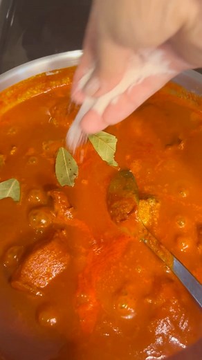 89K views · 1.6K reactions | Pollo en salsa Roja #recetasfaciles | La Cocina de Vero | Facebook