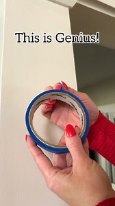 🎈 Try this simple trick to secure balloon clusters to build out a balloon arch and protect your walls! #balloondecor #balloons #celebration #HappyNewYear #partyideas #newyearseve | Jeff & Lauren