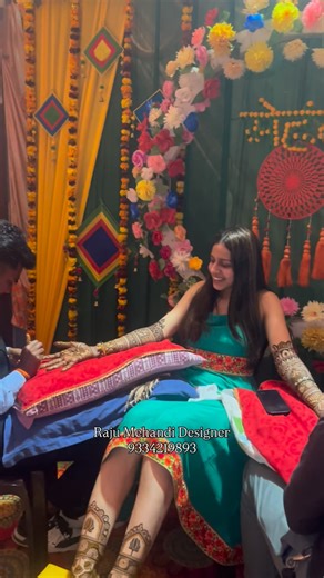 Raju Mehandi Designer Delhi NCR on Instagram: "Beautiful Bride & Mehndi ❤️🥰😍If you're looking for the best mehandi designer in Delhi and NCR then . Call now 📱 +91 9334219893 . We use 100% natural Mehndi. . We assure you for 100% colour. . Follow. @raju_mehandi_designer7 ✅💯 . #bridalmehandi #engagement #engagementmehandi #mehandi #mehandiartist #mehandidesigns #rajumehandidesigner7 #trendingmehandi #weddingmehandidesigns #mehandidesigner #mehandiart #henna #hennaartist #viral #bridalmehandi #