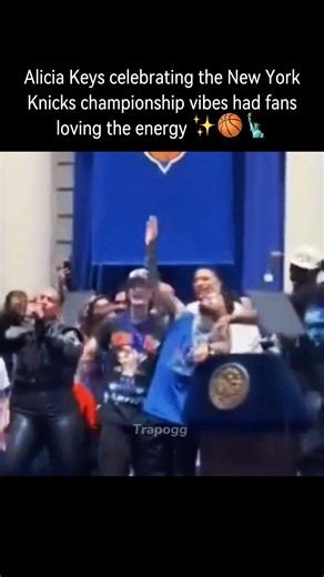 Alicia celebrating the championship looked iconic 😭🏆✨…#aliciakeys #knicks #knicksgame #basketball