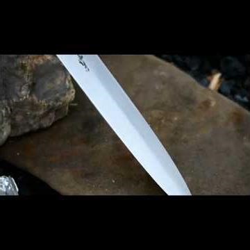 Forging a GORGEOUS dagger from a melted wrench #blacksmithforge #forging