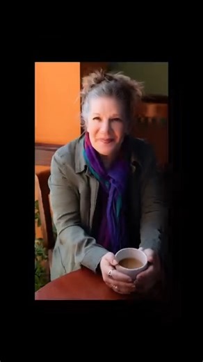 4K views · 127 reactions | Only 4 days left! Want to support but don't need any CDs or merch? Click the link in bio, go to pre-order and visit the Righteous Babe store. Scroll down and click the golden coin to make your donation. | Dar Williams | Facebook