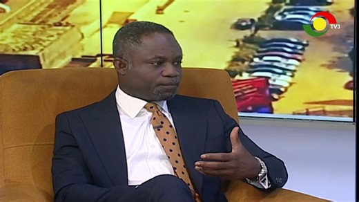 You shut down zipline centers to introduce ‘container-based kiosks’ to ‘deliver health care to the doorsteps of the residents’😂😂😂💔Sɛ wode bɛ support NDC deɛ anka fa yɛ kromfou.