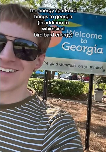 i contain multitudes 💅 #birdbard #sparkbird #cuntissimo #marina #tourlife #georgia