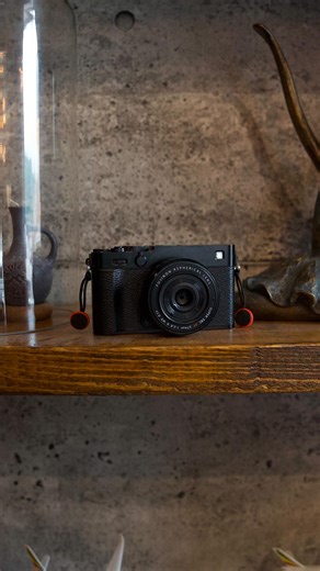 Matt Robb on Instagram: "We just spent the day with @fujifilmx_ca at @thebrick.room and they loaned us an XE5 📸 Kris and I hit the streets to see who could capture the city better. Drop your vote in the comments? 👀 #FujifilmXE5 #Fujifilm #StreetPhotography #PhotoChallenge"