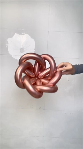 Balloon Flower Transformation #BalloonFlower #BalloonBouquet #BalloonArt #BalloonDecor #balloonpop