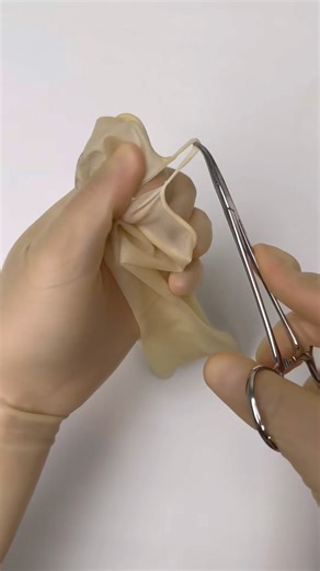 DIY Surgical Hair Tie Tutorial #goodtoknow #surgeonlife #vet #medicine #suturing #surgery #funfacts