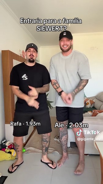 Reboulaaqa #alto #altura #tall #tallman #gigante @rafaelsiewertofc
