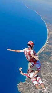 Strength & agility—guaranteed 💯 . By @ffracoon at @skydivepuertoescondidooficial @freefallcommunity.inc @birdmanteam @girlsinskyplaces @uptvector @lbaltimeters @veloce_parachutisme_kite @flyjyro @tonfly_official @uptvector @cypresaad #fun #surf #skydiving | Karine Joly