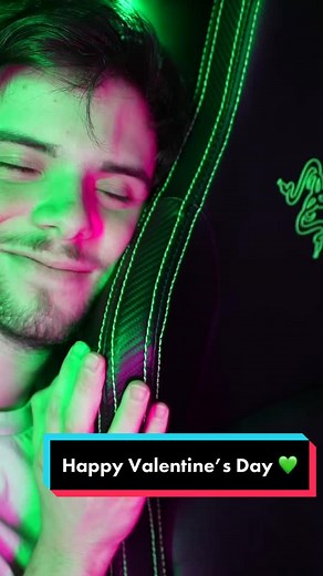 Happy Valentine’s Day! Make sure to spend today with the one you love and who will always have your back 💚 #razer #gaming