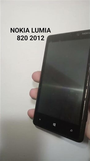 NOKIA LUMIA 820 2012