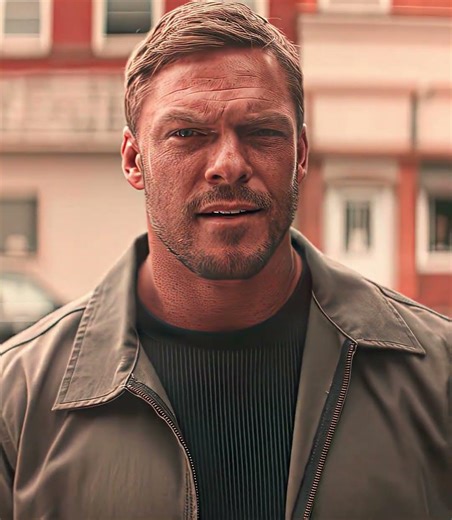 「 REACHER 🔥 」- REACHER SAVES CAR JACK EDIT | REACHER SEASON 2 EDIT #SHORTS #REACHER