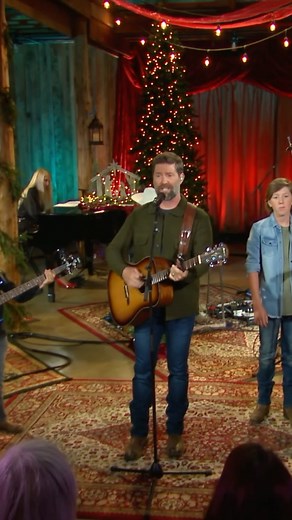 66K views · 3.5K reactions | Only 4 more sleeps ‘til Christmas! Mark your calendars to watch my full Christmas special on Christmas Eve. You can see the full King Size Manger Christmas special on UPtv on 12/24 at 4pm ET. Download the app in advance at the link in bio. @up_tv @gaithermusic | Josh Turner | Facebook