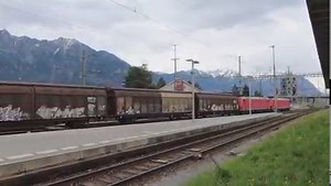 Als Ergänzung zum heutigen Rätsel-Foto Nr. 1721 hier noch Impressionen vom Grenzbahnhof Buchs SG (SBB CFF FFS / Österreichische Bundesbahnen (ÖBB) mit der Abfahrt eines ÖBB Railjets und eines Red Bull Zuges mit DB Loks... 😉❤🙂 https://de.wikipedia.org/wiki/Bahnhof_Buchs_SG | info24 - ÖV Schweiz - Europa