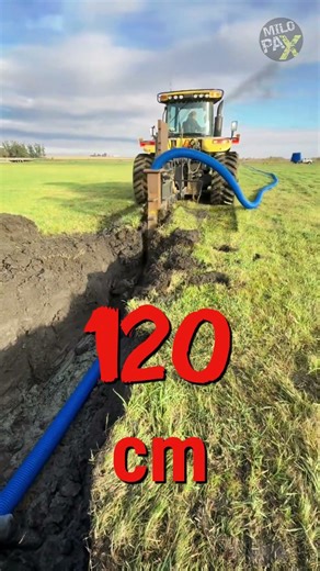 This Machine Lays Pipes PERFECTLY Underground 😱🚜
