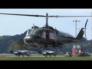 Bell 204 UH1 E