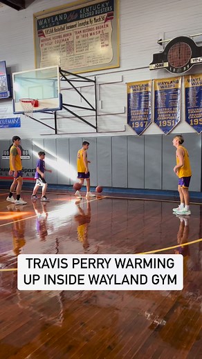 2024 Kentucky Basketball signee Travis Perry in shoot around prior to tonight’s game inside Wayland Gym. Playing on the same court as former KHSAA points-recorder holder “King” Kelly Coleman played in 1956. | WMDJ FM 100.1