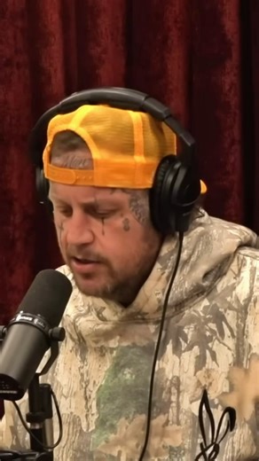 137K views · 3.2K reactions | Jelly Roll opnes up on food addiction with Joe Rogan. | Palm Beach Recovery Center | Facebook