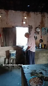 237K views · 10K reactions | #Conselhodofilhoadulto  O #conselho e os exemplos de #PapaieMamãe prolonga os dias de vida na terra.  #Sertão #nordestebrasileiro #pernambuco #paraiba #simplicidade #caféraiz #nostalgia casa de #vovóevovô 杖 #Gratidão #vidanaroça  #Sítio Cangalha é o #rancho  #Bomdia #moçada 鸞☕️ | Ricardo Ferreira | Facebook