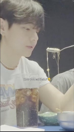 Taehyung just posted a random video of him eating🤣