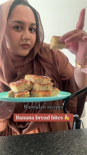 Banana bread bites 🍌 Ingredients: -150g butter -140g caster sugar -135g flour -1 tsp baking powder -1 tbsp Greek yogurt -2 medium eggs -and of course your bananas #ramadan #ramadanrecipes #iftar #foodie #suhoor