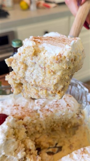 PUMPKIN TRES LECHES CAKE!! 🎃 (Low carb sugar free) Let me know if you want the full recipe! 🥰 Can you believe this cake only has 3g net carbs per slice?! 🤫 All you need is: Almond flour Pumpkin puree Eggs Sweetener Baking Powder Unsweetened Almond Milk Heavy Cream Vanilla Cinnamon Pumpkin pie spice Low carb condensed milk Low carb whipped cream I made a homemade condensed milk and whipped cream for the top! Do you want those recipes too? 🧁 Serves 10 ‼️ 230 cals per slice 🔥 Moist, decadent a