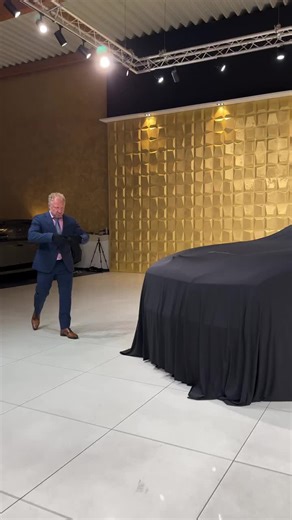 Experiencing Hollmann International with Rolls Royce