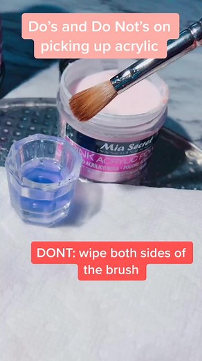 Do’s and Donts on dealing with acrylic powder💅🏼 #ThisIsQuitting #reallifeathome #nails #acrylicsnail #nailtech #begginernailtech #fyp #foryou