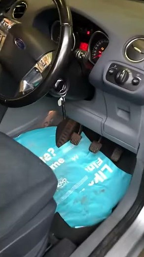 Ford Galaxy Diagnostic Socket Location