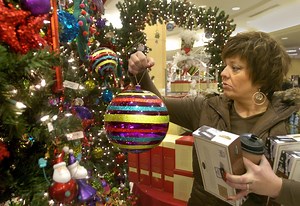 Today’s obituaries: Karen Karle owned and operated Syracuse hair design shop