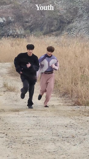 ATEEZ Youth MV Sketch with Yunho and Mingi
