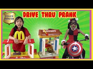 Pretend Play Mcdonalds Drive Thru using Fake Money